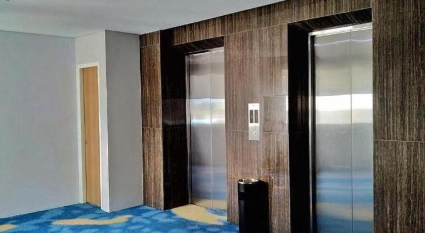 Horison Hotel Ultima Timika Exterior photo